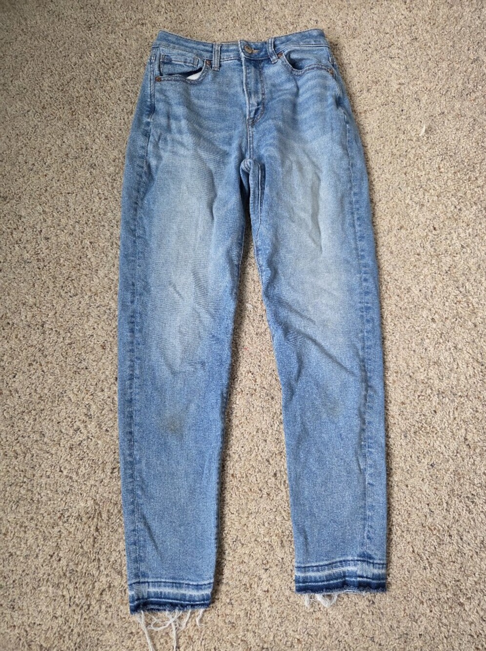 American Eagle Outfitters Light Blue Denim Mom Jeans